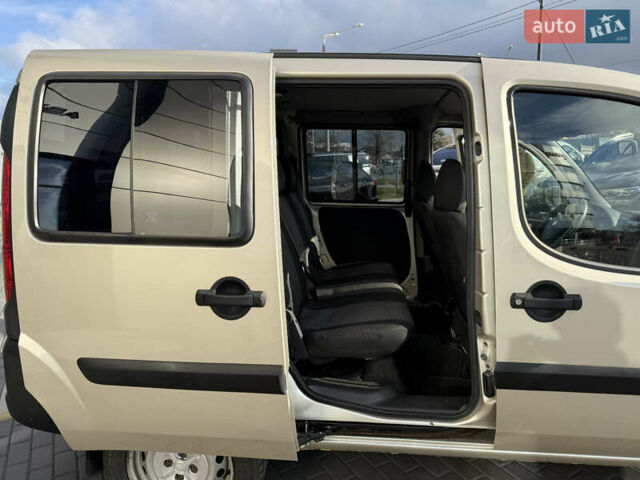 Бежевий Фіат Добло, об'ємом двигуна 1.3 л та пробігом 93 тис. км за 9100 $, фото 17 на Automoto.ua