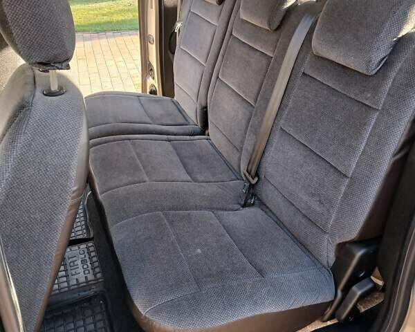Бежевий Фіат Добло, об'ємом двигуна 1.37 л та пробігом 129 тис. км за 10500 $, фото 18 на Automoto.ua