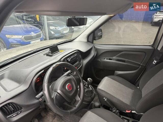 Бежевый Фиат Добло, объемом двигателя 1.37 л и пробегом 163 тыс. км за 11900 $, фото 6 на Automoto.ua