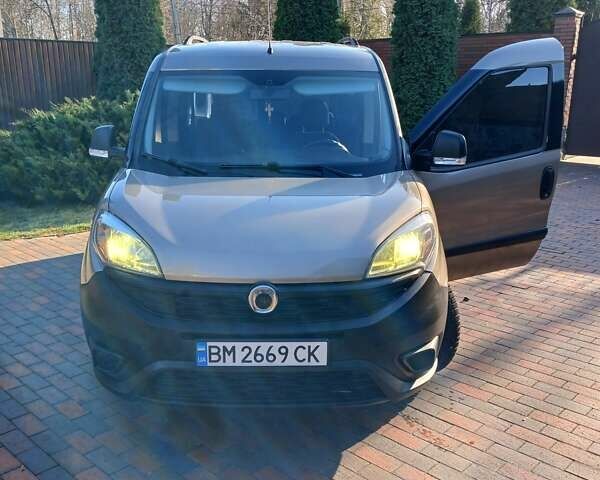 Бежевий Фіат Добло, об'ємом двигуна 1.37 л та пробігом 129 тис. км за 10500 $, фото 4 на Automoto.ua