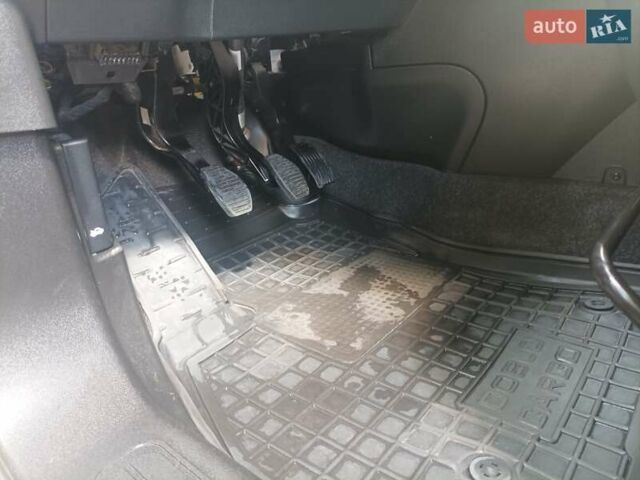 Бежевый Фиат Добло, объемом двигателя 1.25 л и пробегом 20 тыс. км за 18000 $, фото 8 на Automoto.ua