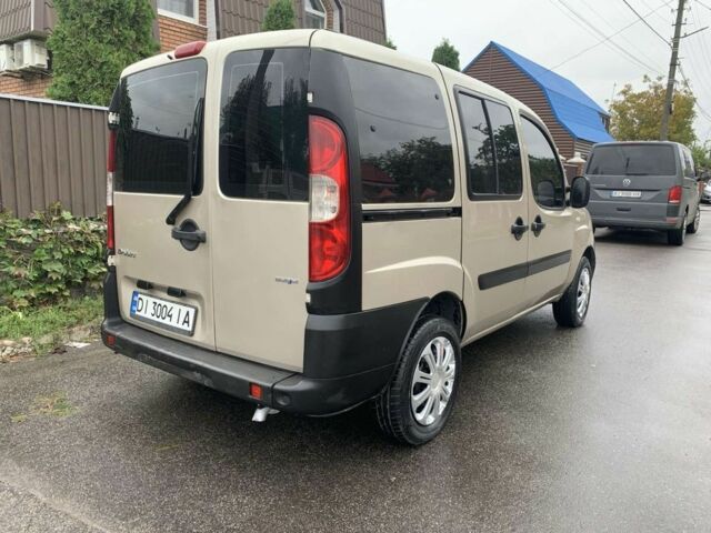 Бежевый Фиат Добло, объемом двигателя 1.2 л и пробегом 165 тыс. км за 6000 $, фото 2 на Automoto.ua