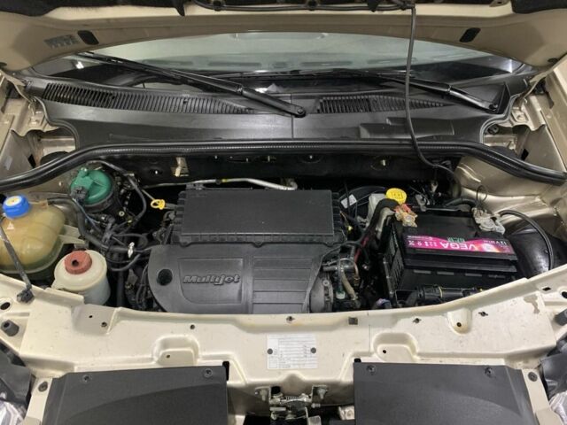 Бежевый Фиат Добло, объемом двигателя 1.2 л и пробегом 165 тыс. км за 6000 $, фото 9 на Automoto.ua