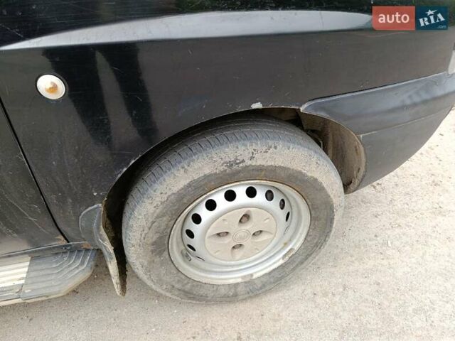 Черный Фиат Добло, объемом двигателя 1.9 л и пробегом 370 тыс. км за 4200 $, фото 8 на Automoto.ua