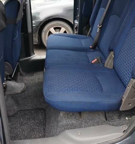 Черный Фиат Добло, объемом двигателя 1.9 л и пробегом 182 тыс. км за 5750 $, фото 20 на Automoto.ua