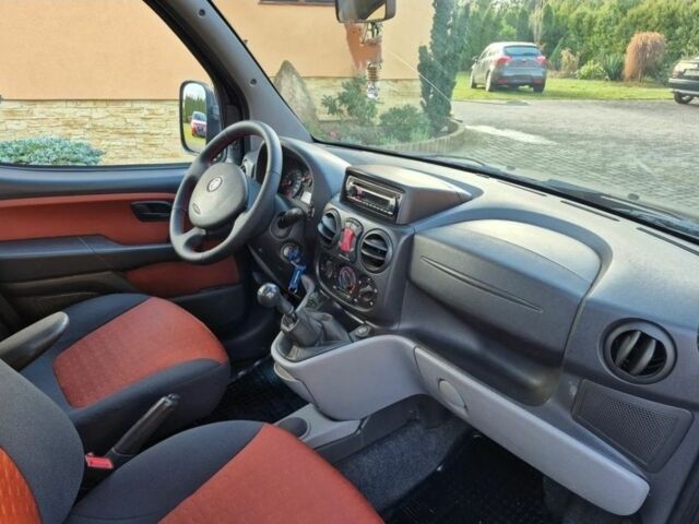 Чорний Фіат Добло, об'ємом двигуна 0 л та пробігом 225 тис. км за 2000 $, фото 2 на Automoto.ua