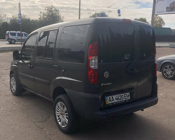 Чорний Фіат Добло, об'ємом двигуна 1.4 л та пробігом 109 тис. км за 4800 $, фото 7 на Automoto.ua