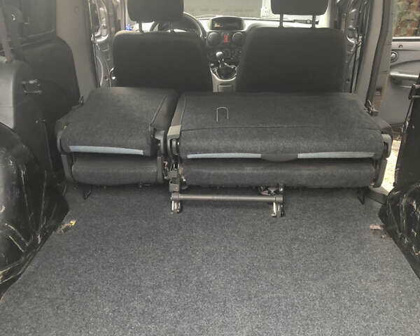 Чорний Фіат Добло, об'ємом двигуна 1.4 л та пробігом 109 тис. км за 4800 $, фото 10 на Automoto.ua