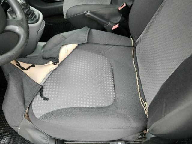 Черный Фиат Добло, объемом двигателя 1.4 л и пробегом 211 тыс. км за 4200 $, фото 9 на Automoto.ua