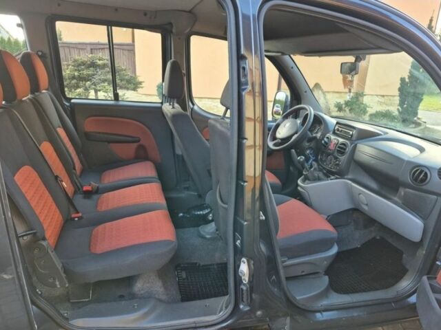 Чорний Фіат Добло, об'ємом двигуна 0 л та пробігом 225 тис. км за 2000 $, фото 1 на Automoto.ua