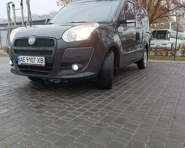 Черный Фиат Добло, объемом двигателя 1.37 л и пробегом 180 тыс. км за 6700 $, фото 6 на Automoto.ua