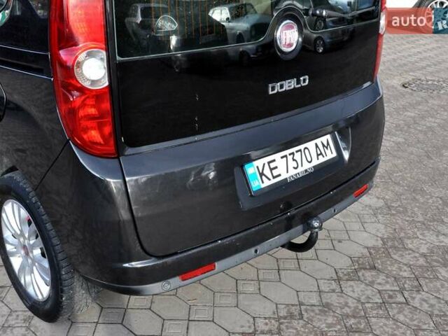 Черный Фиат Добло, объемом двигателя 1.6 л и пробегом 240 тыс. км за 7200 $, фото 35 на Automoto.ua