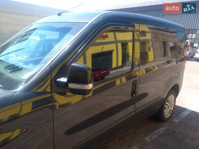 Черный Фиат Добло, объемом двигателя 1.2 л и пробегом 164 тыс. км за 8200 $, фото 6 на Automoto.ua