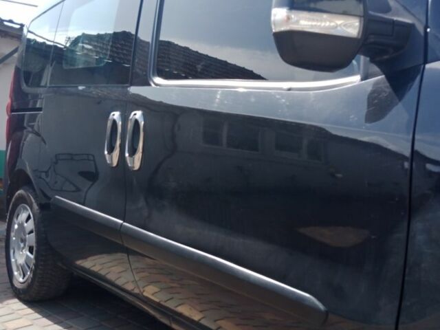 Черный Фиат Добло, объемом двигателя 2 л и пробегом 231 тыс. км за 6300 $, фото 5 на Automoto.ua