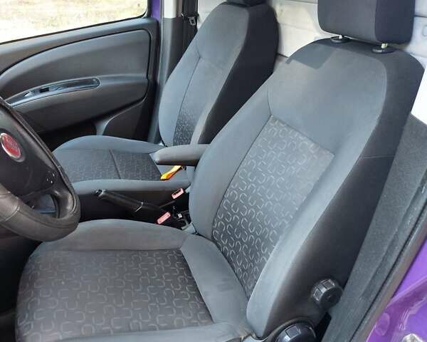 Фіолетовий Фіат Добло, об'ємом двигуна 1.25 л та пробігом 280 тис. км за 5099 $, фото 15 на Automoto.ua