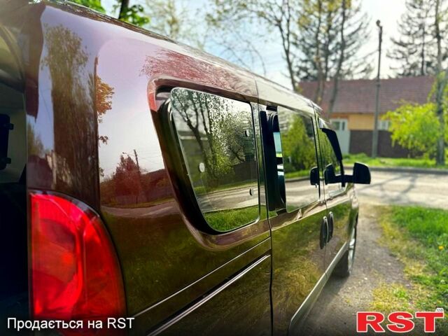 Коричневий Фіат Добло, об'ємом двигуна 1.4 л та пробігом 280 тис. км за 6199 $, фото 8 на Automoto.ua