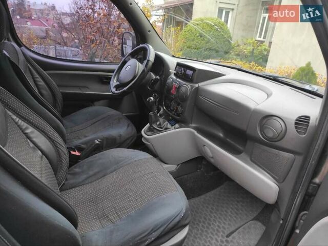 Коричневый Фиат Добло, объемом двигателя 1.9 л и пробегом 278 тыс. км за 5500 $, фото 5 на Automoto.ua