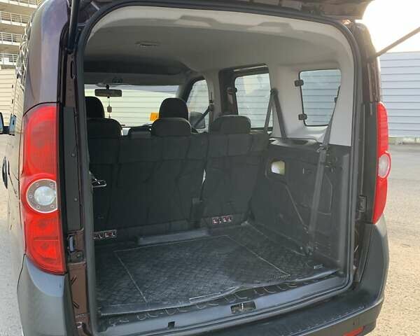 Коричневый Фиат Добло, объемом двигателя 1.4 л и пробегом 106 тыс. км за 7500 $, фото 17 на Automoto.ua