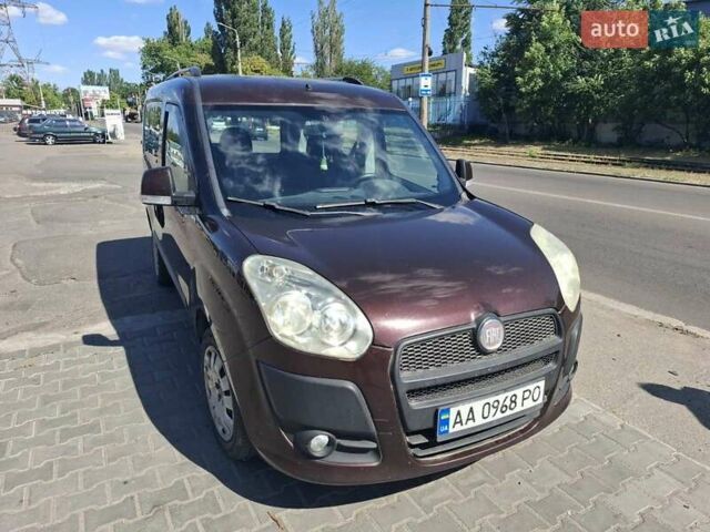 Коричневый Фиат Добло, объемом двигателя 1.37 л и пробегом 204 тыс. км за 6900 $, фото 3 на Automoto.ua