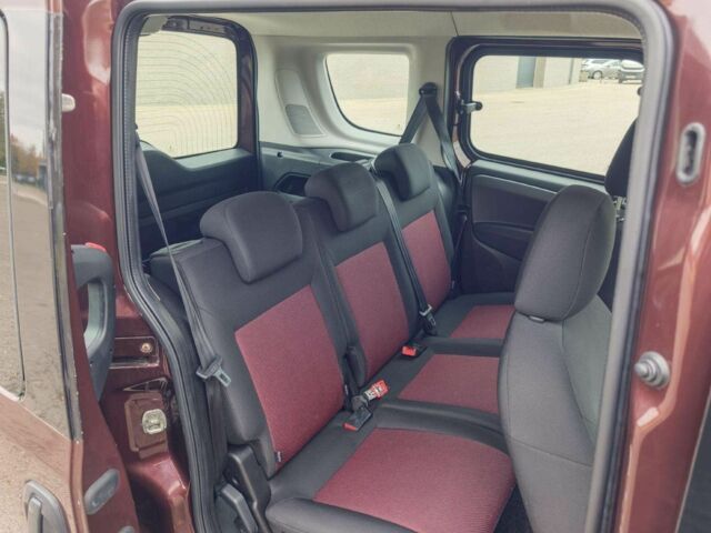 Коричневый Фиат Добло, объемом двигателя 1.6 л и пробегом 119 тыс. км за 6100 $, фото 15 на Automoto.ua