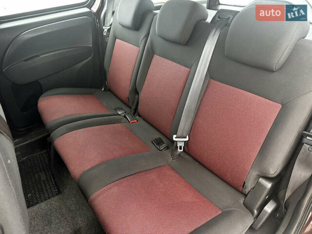 Коричневый Фиат Добло, объемом двигателя 1.4 л и пробегом 133 тыс. км за 7199 $, фото 16 на Automoto.ua