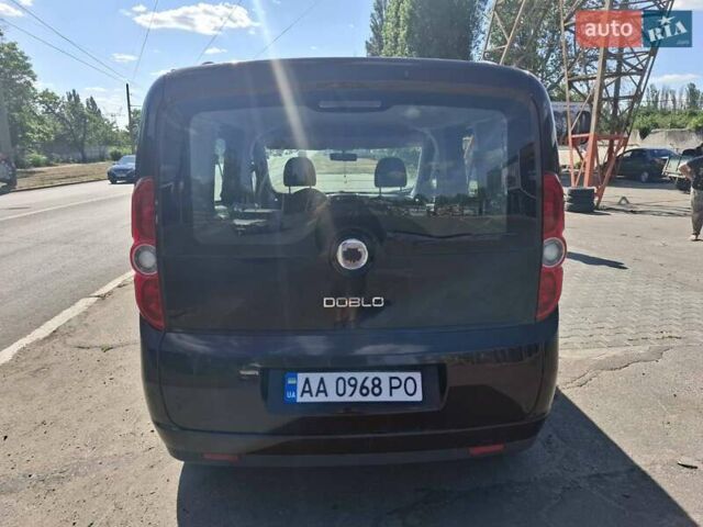 Коричневый Фиат Добло, объемом двигателя 1.37 л и пробегом 204 тыс. км за 6900 $, фото 8 на Automoto.ua