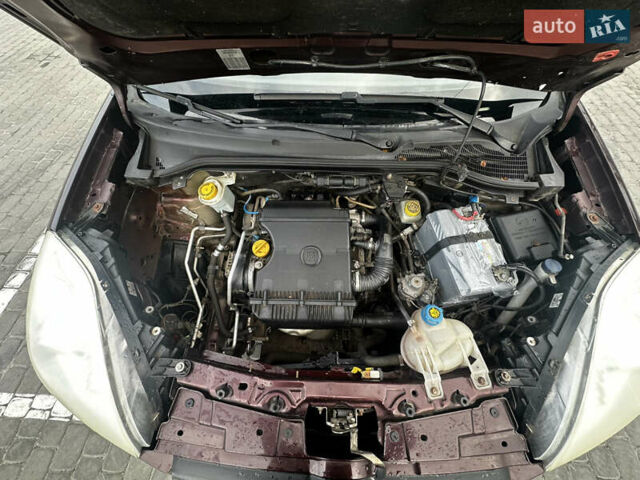 Коричневый Фиат Добло, объемом двигателя 1.4 л и пробегом 133 тыс. км за 7199 $, фото 29 на Automoto.ua