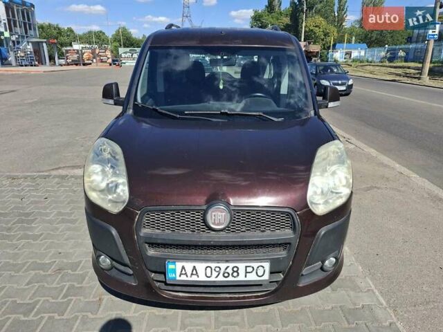 Коричневый Фиат Добло, объемом двигателя 1.37 л и пробегом 204 тыс. км за 6900 $, фото 2 на Automoto.ua