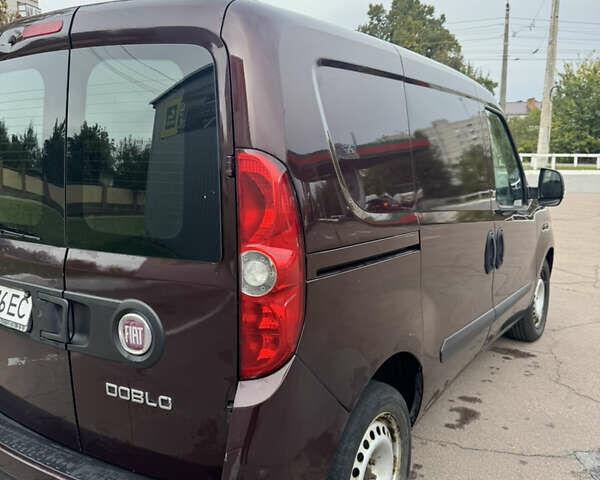 Фиат Добло 2012 в Чернигове на Automoto.ua Коричневый Фиат Добло, объемом двигателя 1.6 л и пробегом 220 тыс. км за 4700 $, фото 2 на Automoto.ua