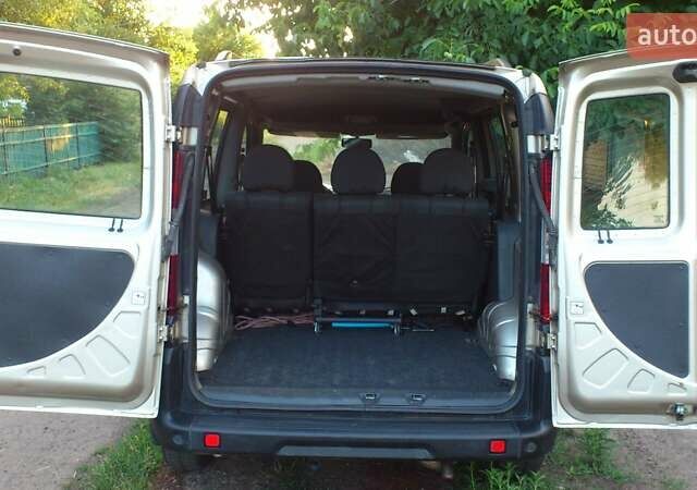 Коричневый Фиат Добло, объемом двигателя 1.4 л и пробегом 185 тыс. км за 7500 $, фото 11 на Automoto.ua