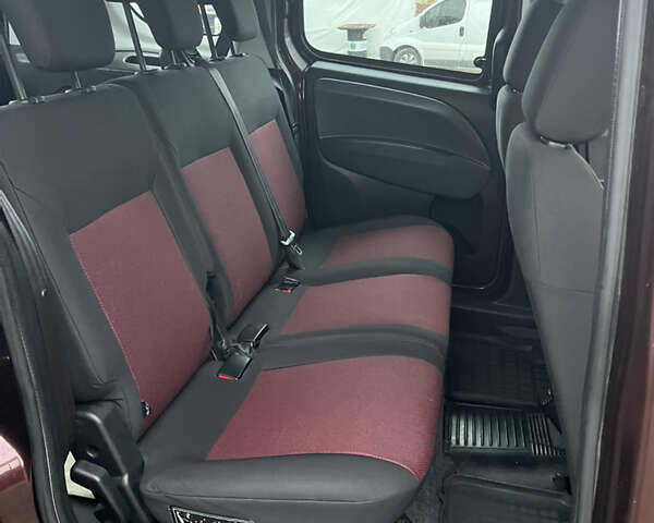 Коричневий Фіат Добло, об'ємом двигуна 1.37 л та пробігом 195 тис. км за 6600 $, фото 6 на Automoto.ua