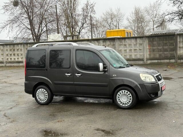 Коричневий Фіат Добло, об'ємом двигуна 0 л та пробігом 196 тис. км за 5500 $, фото 1 на Automoto.ua