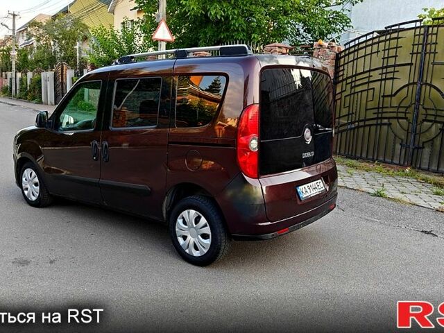 Червоний Фіат Добло, об'ємом двигуна 1.6 л та пробігом 230 тис. км за 5300 $, фото 4 на Automoto.ua