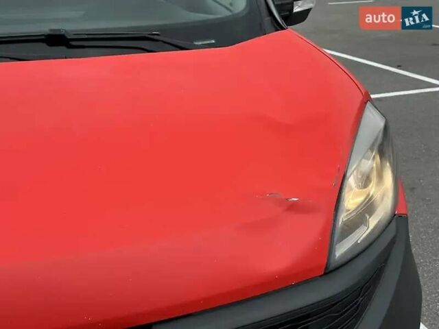 Красный Фиат Добло, объемом двигателя 1.25 л и пробегом 207 тыс. км за 7200 $, фото 2 на Automoto.ua