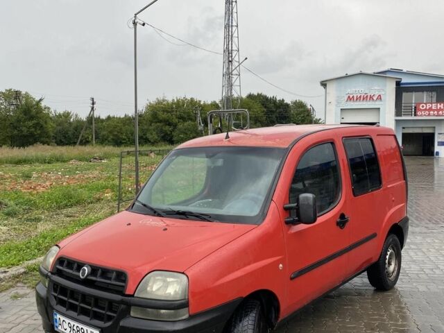 Красный Фиат Добло, объемом двигателя 1.2 л и пробегом 325 тыс. км за 2500 $, фото 1 на Automoto.ua