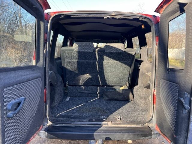 Красный Фиат Добло, объемом двигателя 1.9 л и пробегом 215 тыс. км за 2150 $, фото 20 на Automoto.ua