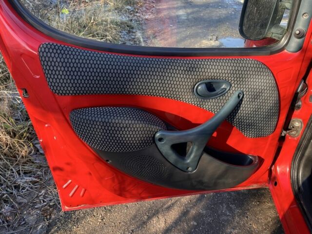 Красный Фиат Добло, объемом двигателя 1.9 л и пробегом 215 тыс. км за 2150 $, фото 16 на Automoto.ua