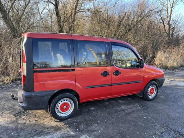 Красный Фиат Добло, объемом двигателя 1.9 л и пробегом 215 тыс. км за 2150 $, фото 1 на Automoto.ua