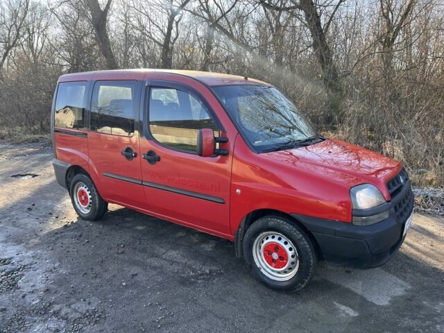 Красный Фиат Добло, объемом двигателя 1.9 л и пробегом 215 тыс. км за 2150 $, фото 2 на Automoto.ua