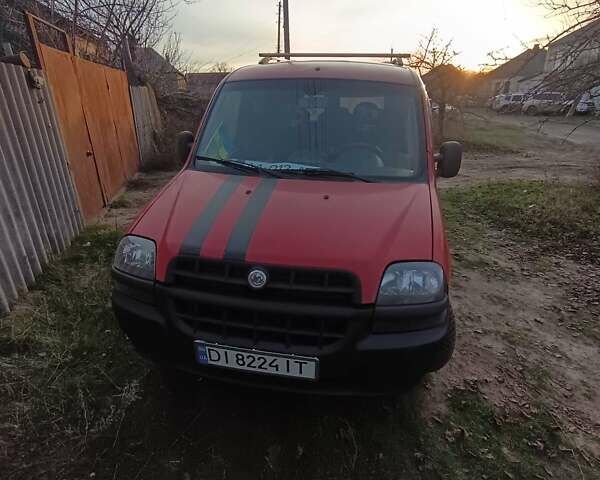Красный Фиат Добло, объемом двигателя 1.9 л и пробегом 300 тыс. км за 3328 $, фото 3 на Automoto.ua
