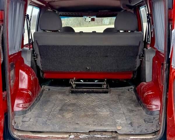 Красный Фиат Добло, объемом двигателя 1.91 л и пробегом 315 тыс. км за 3350 $, фото 10 на Automoto.ua