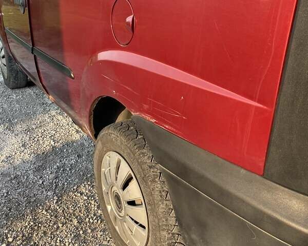 Красный Фиат Добло, объемом двигателя 1.91 л и пробегом 200 тыс. км за 2500 $, фото 3 на Automoto.ua