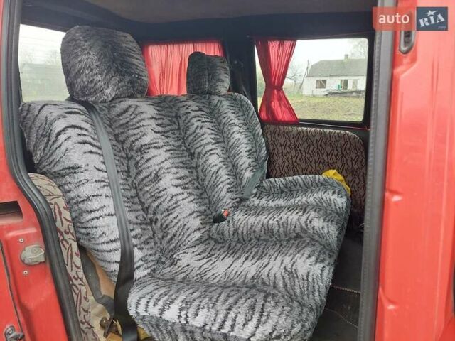 Красный Фиат Добло, объемом двигателя 1.91 л и пробегом 300 тыс. км за 3100 $, фото 4 на Automoto.ua