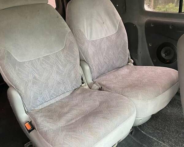 Красный Фиат Добло, объемом двигателя 1.2 л и пробегом 325 тыс. км за 2500 $, фото 8 на Automoto.ua