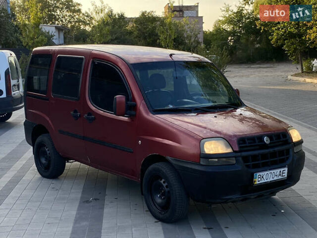 Красный Фиат Добло, объемом двигателя 1.9 л и пробегом 100 тыс. км за 2600 $, фото 3 на Automoto.ua