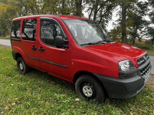 Фіат Добло 2002 у Андрушевке на Automoto.ua Червоний Фіат Добло, об'ємом двигуна 1.9 л та пробігом 300 тис. км за 3300 $, фото 1 на Automoto.ua