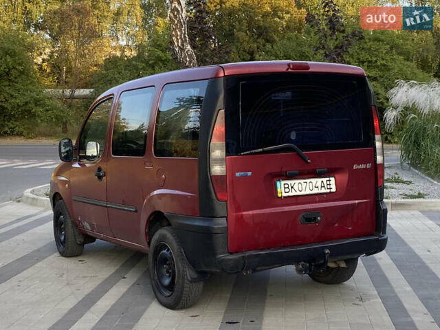 Красный Фиат Добло, объемом двигателя 1.9 л и пробегом 100 тыс. км за 2600 $, фото 7 на Automoto.ua