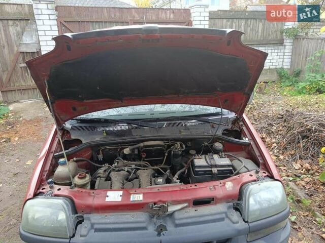 Красный Фиат Добло, объемом двигателя 1.91 л и пробегом 330 тыс. км за 3800 $, фото 13 на Automoto.ua