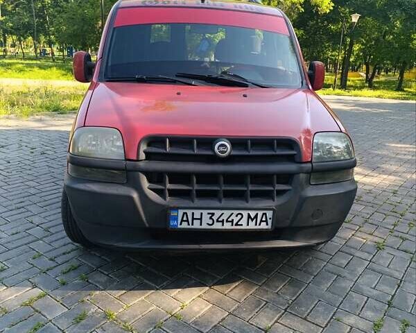 Красный Фиат Добло, объемом двигателя 1.91 л и пробегом 305 тыс. км за 4000 $, фото 1 на Automoto.ua