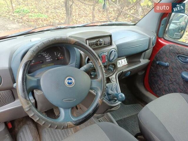 Красный Фиат Добло, объемом двигателя 1.91 л и пробегом 330 тыс. км за 3800 $, фото 12 на Automoto.ua